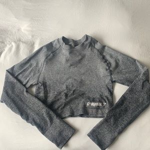 Like new grey, small cropped long sleeve